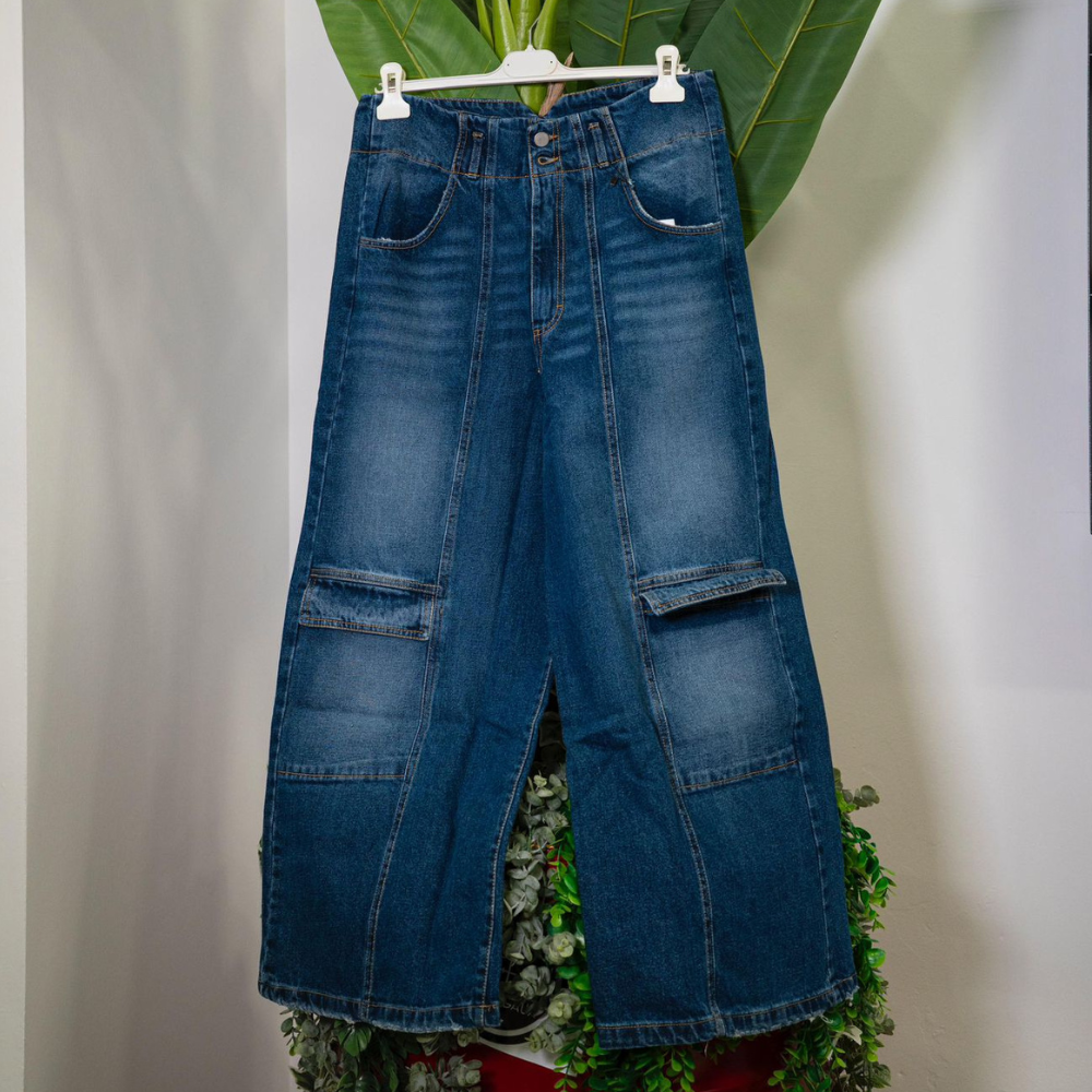 Vic Bee Jeans a Zampa