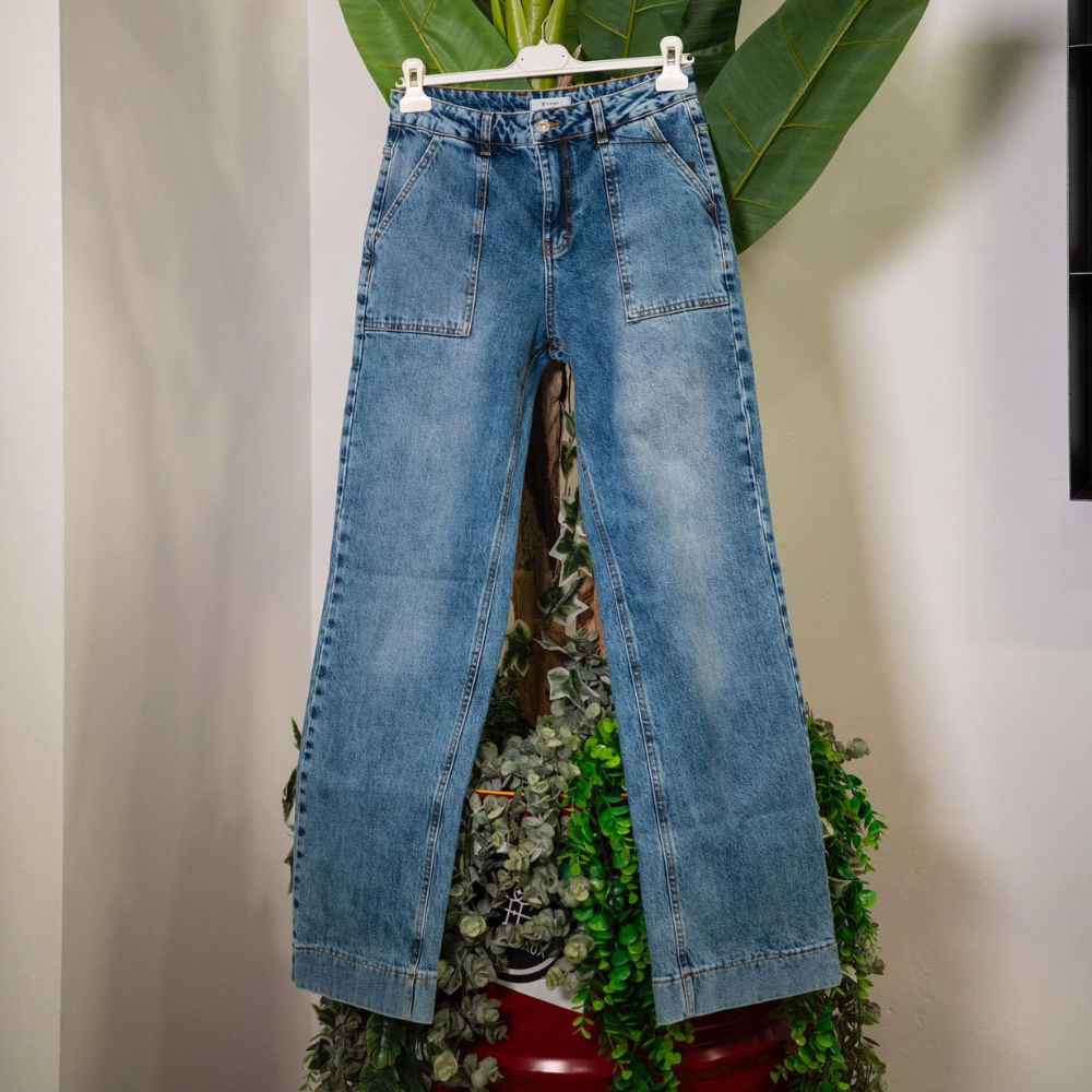 Vic Bee Jeans Blu a zampa