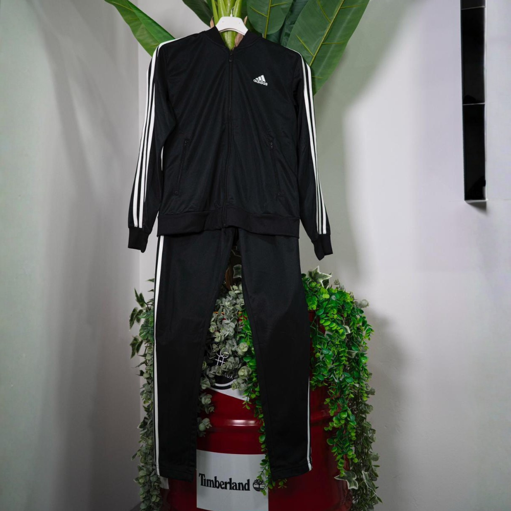 Adidas Tuta Essentials 3 Stripes nera