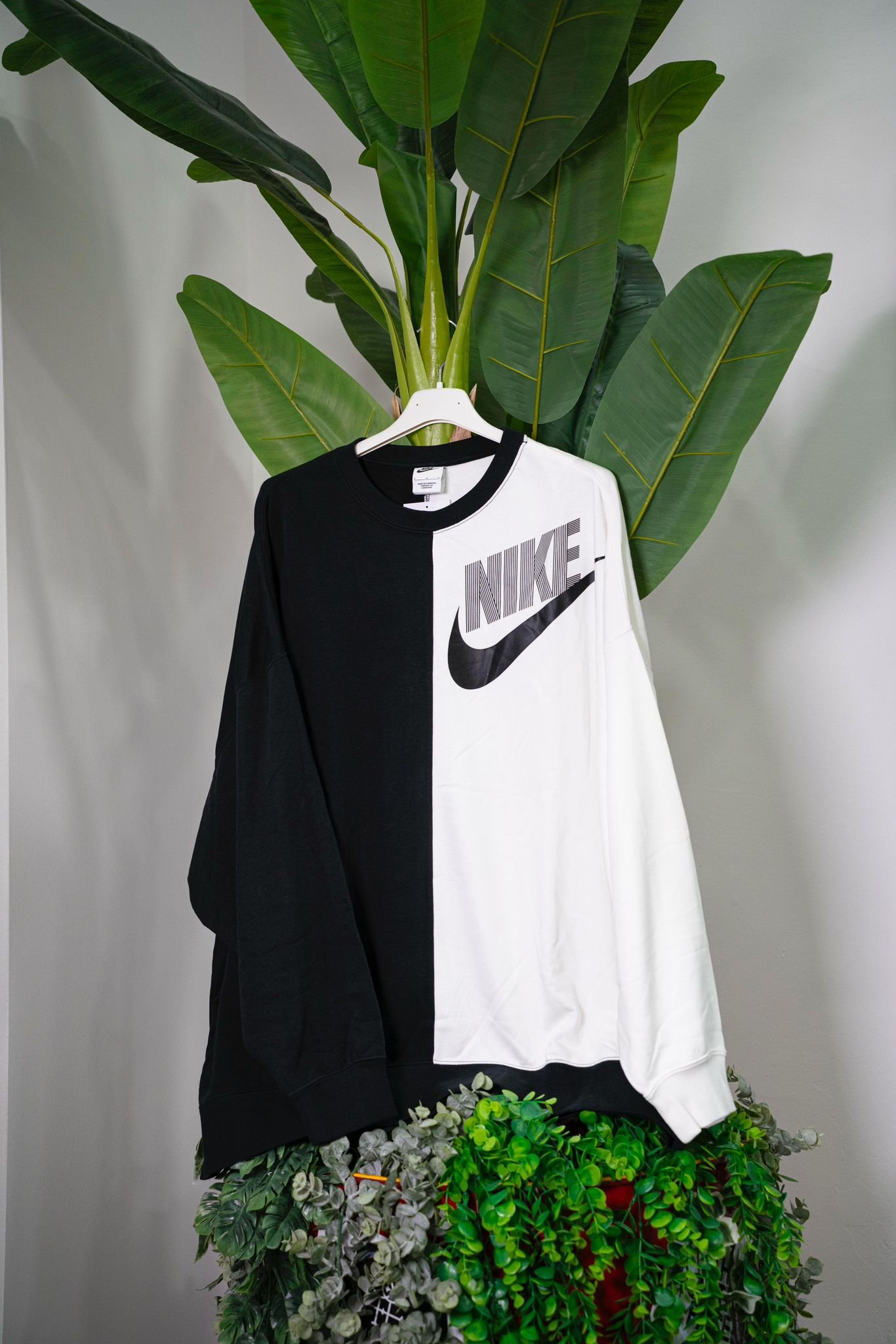 Nike Felpa Girocollo Oversize in Tuta Leggera - immagine 2