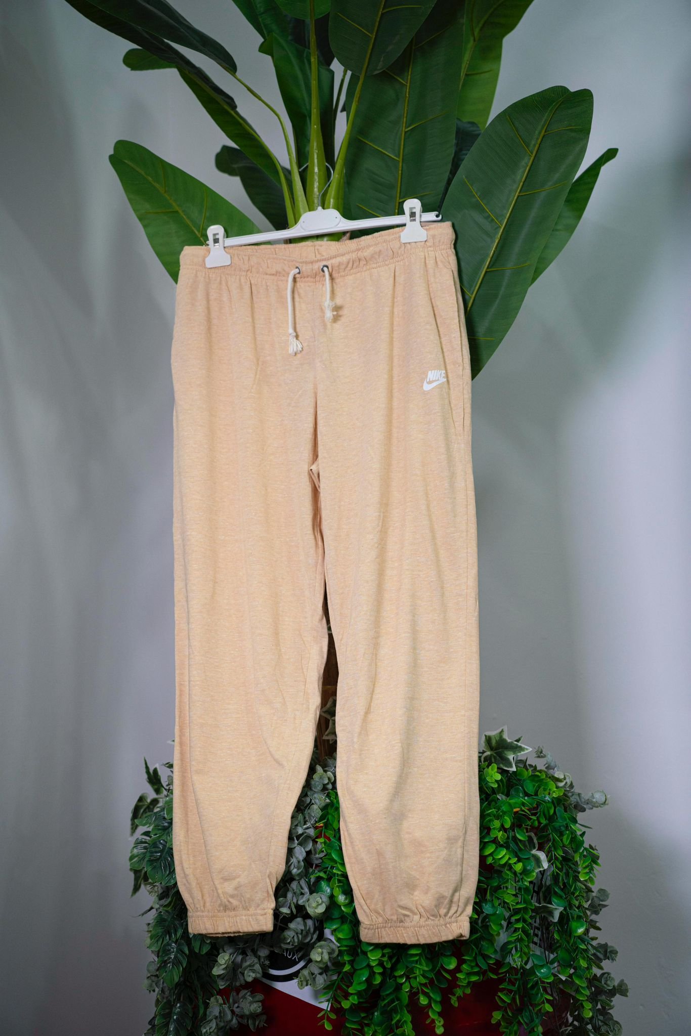 Nike Pantaloni Sportivi Beige - immagine 2