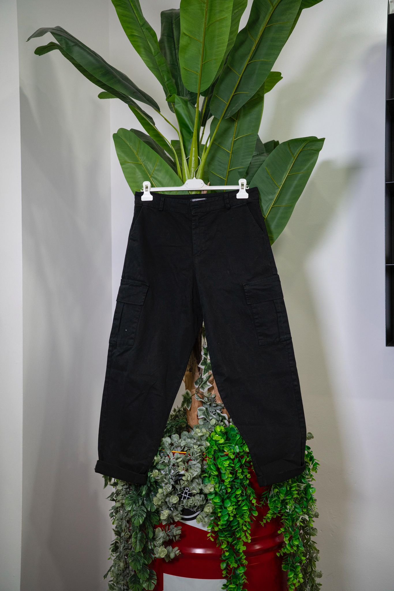 Vic Bee Pantalone Cargo Nero - immagine 3
