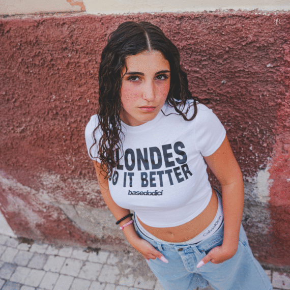 BABY TEE "DIVA" Blondes White