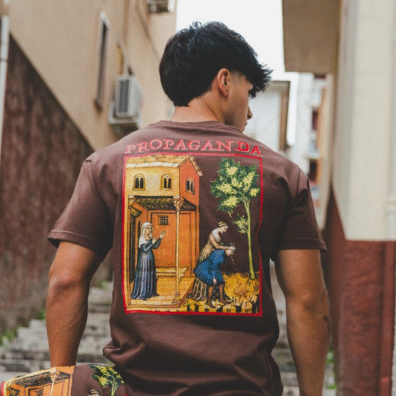 Propaganda T-shirt PUKE Marrone