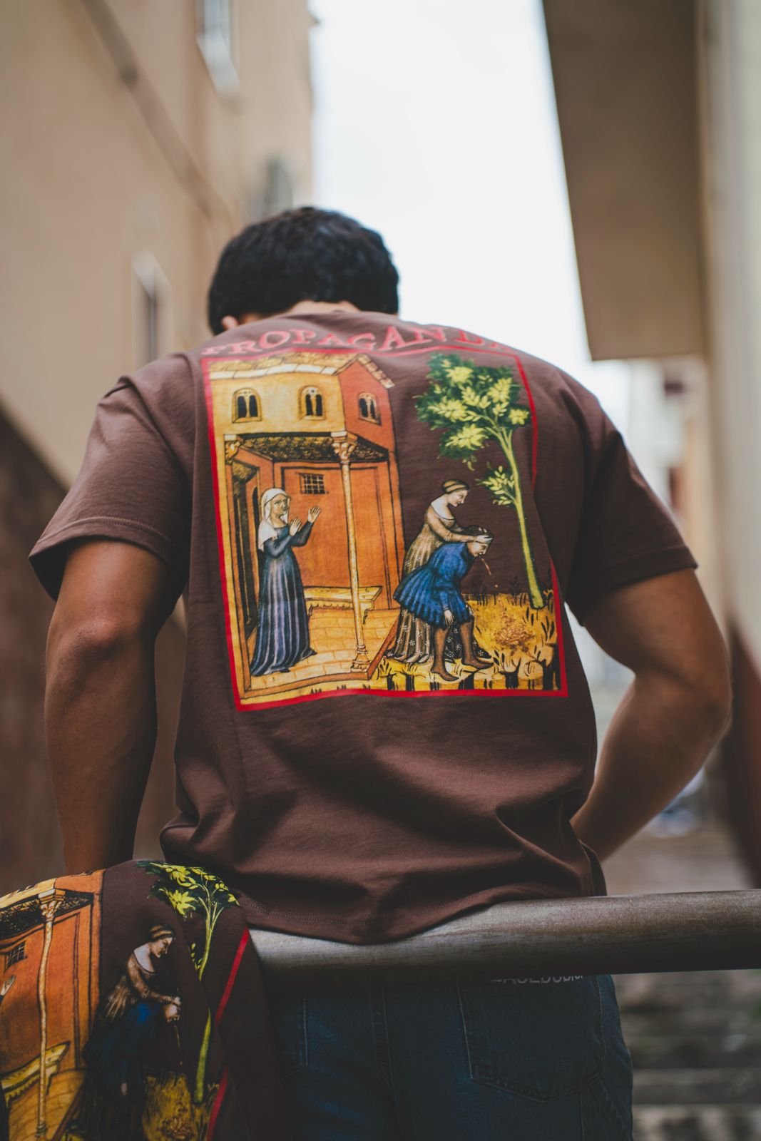 PROPAGANDA T-SHIRT PUKE MARRONE - immagine 5