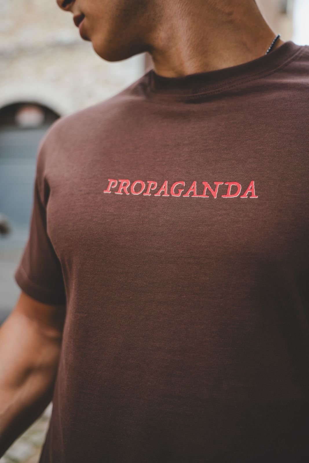 PROPAGANDA T-SHIRT PUKE MARRONE - immagine 4