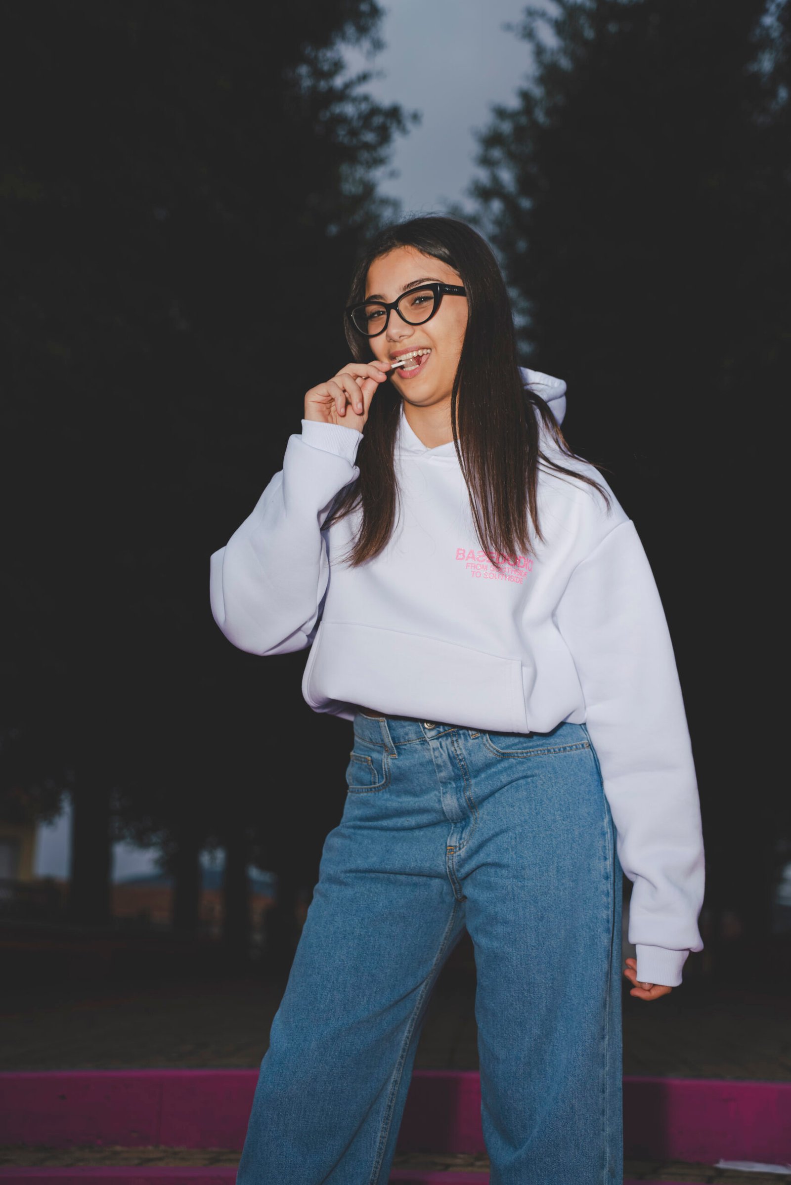 HOODIE "AMMO" CHI'T'SAP WHITE/GLITTER BUBBLE PINK - immagine 5