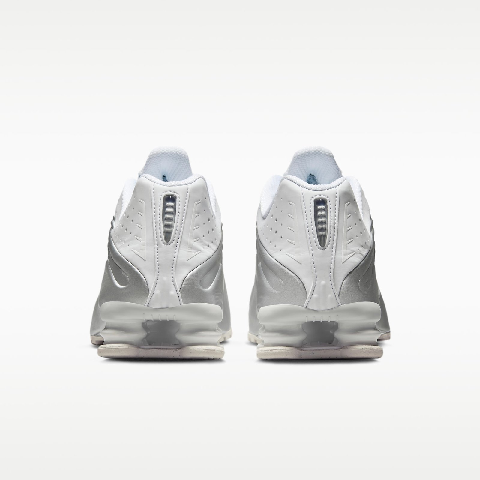 NIKE SHOX R4 - immagine 4