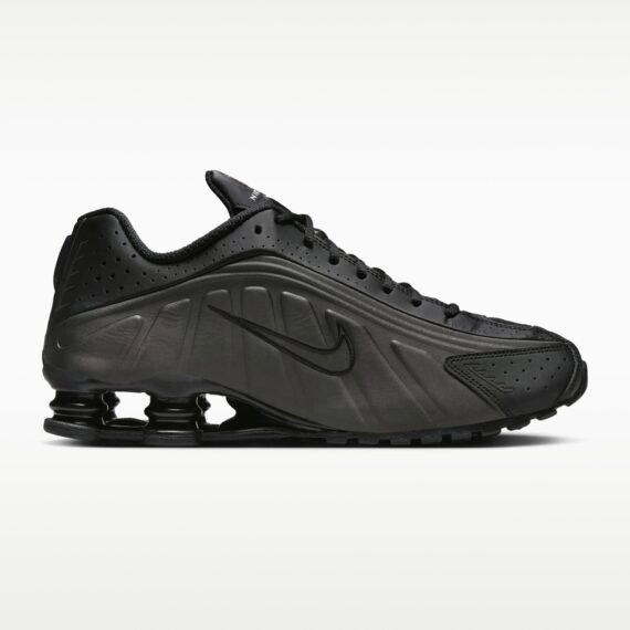 NIKE SHOX