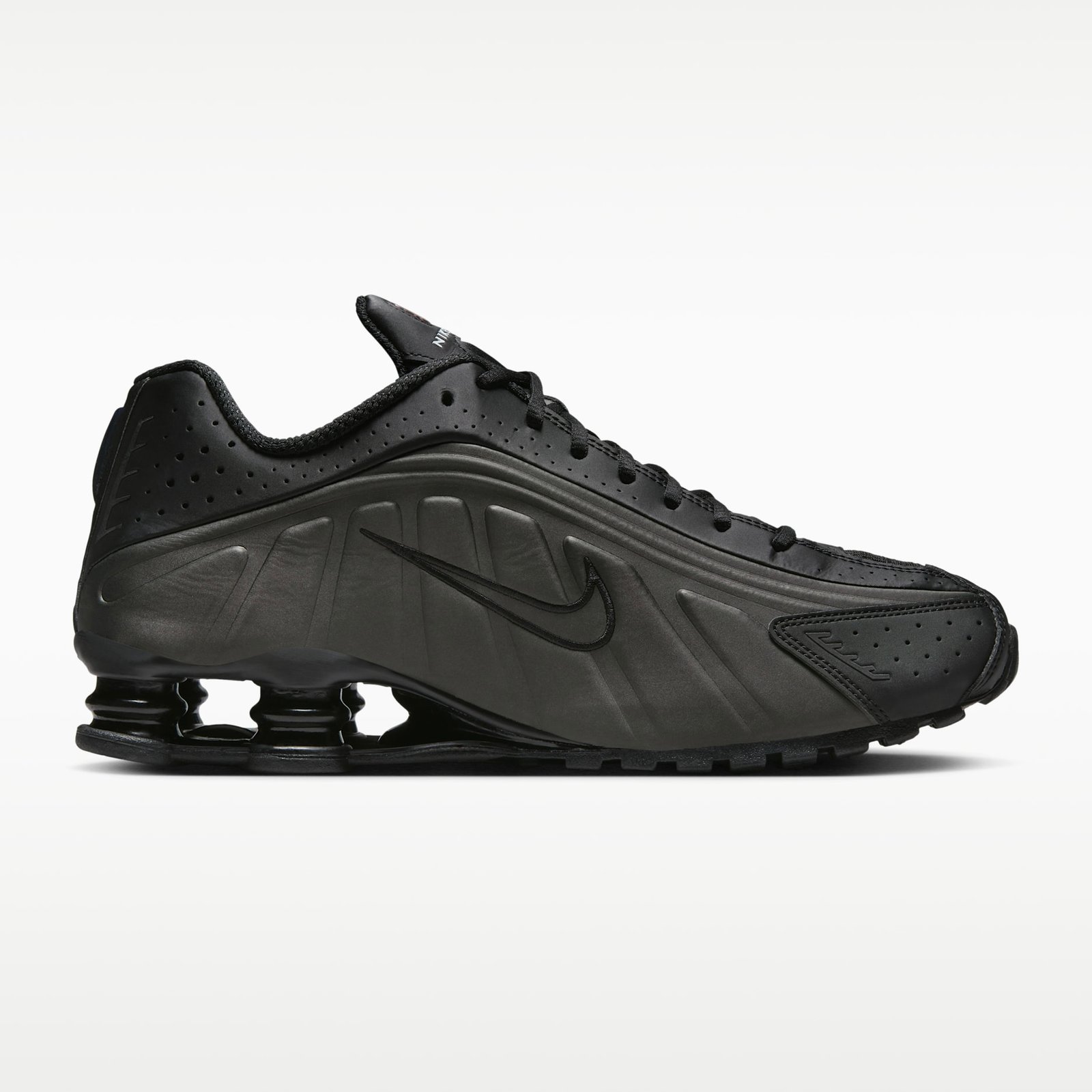 NIKE SHOX