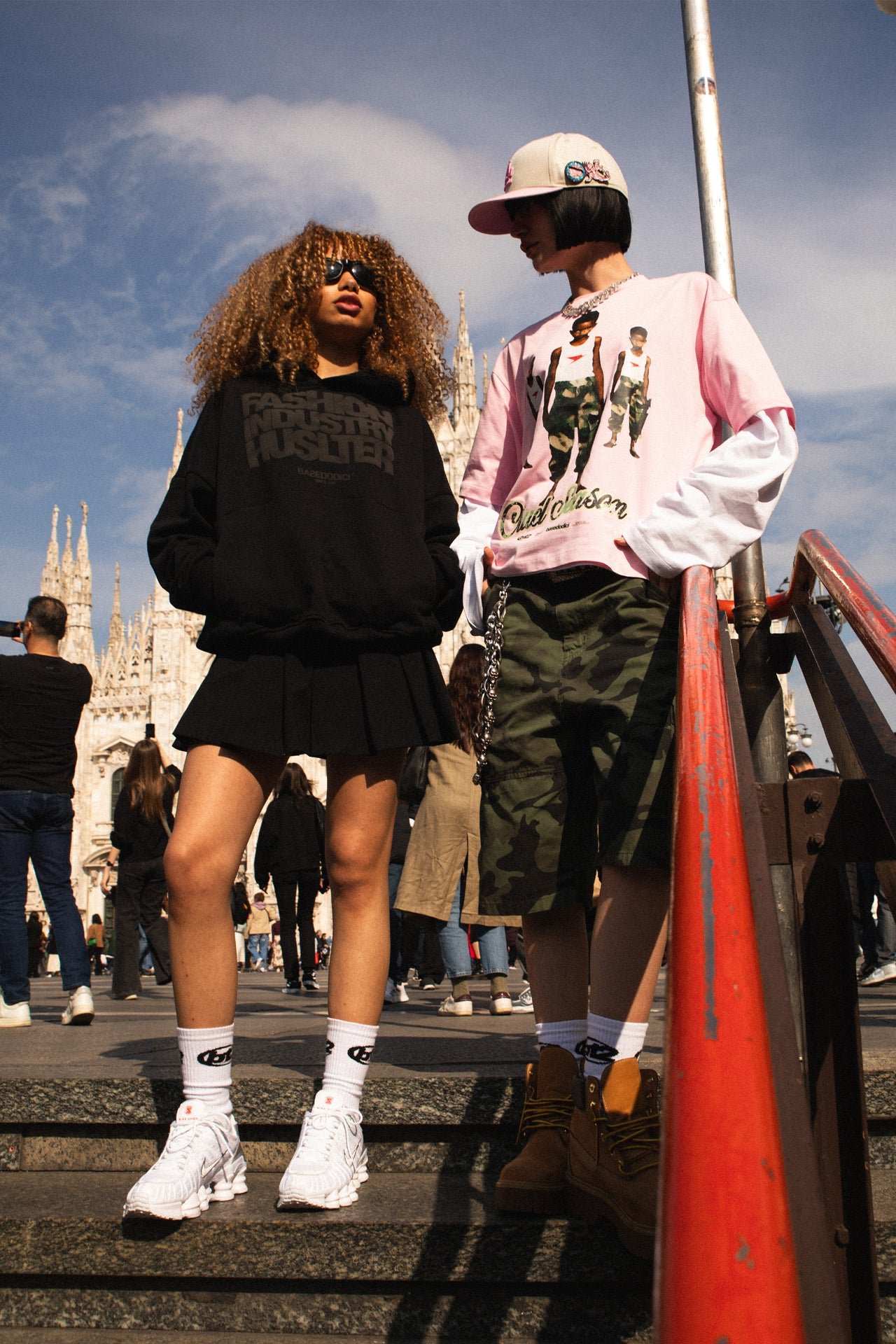 HOODIE "CRUEL SEASON" HUSTLER BLACK - immagine 3