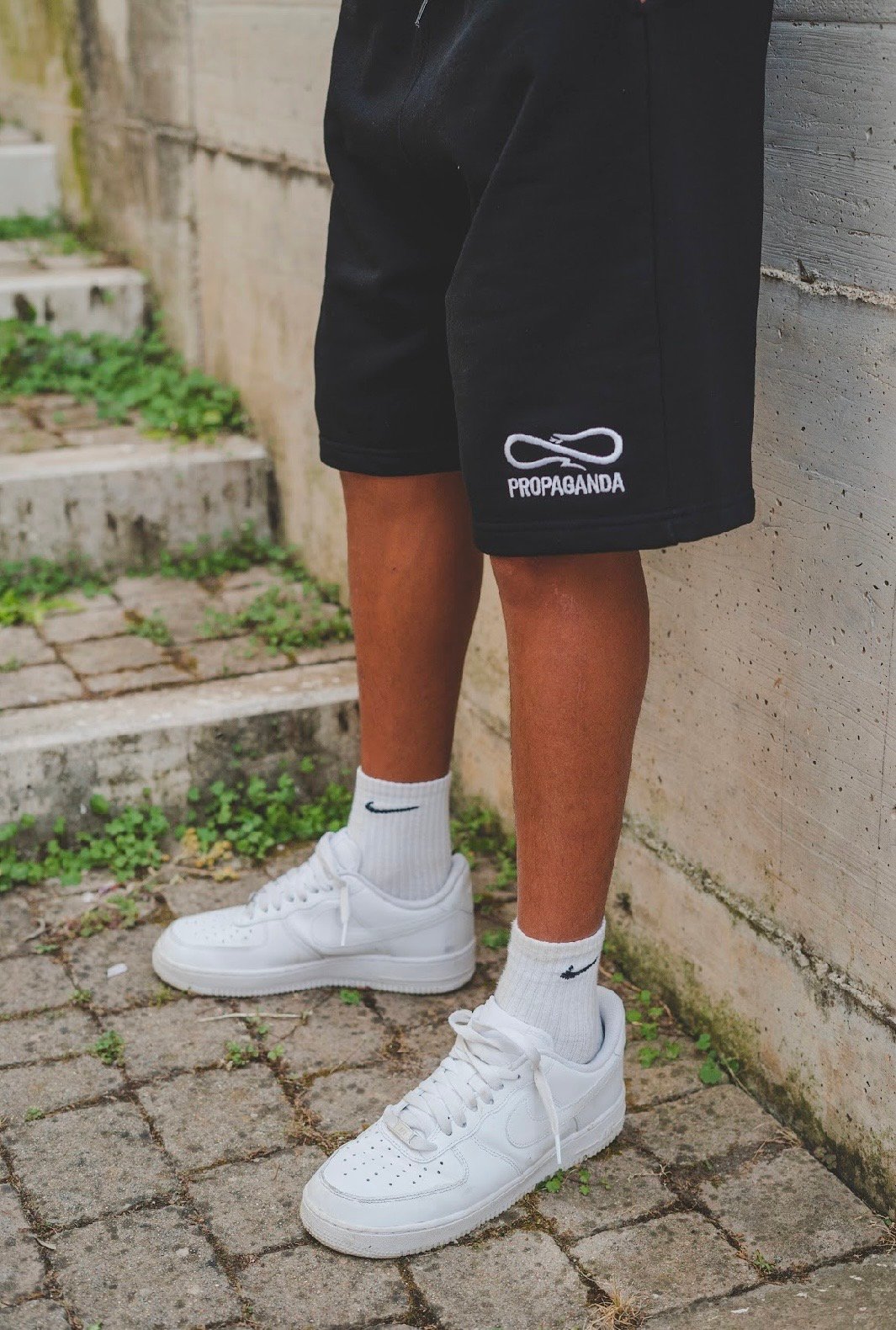 PROPAGANDA LOGO EMBROIDERY SWEATSHORT - immagine 2