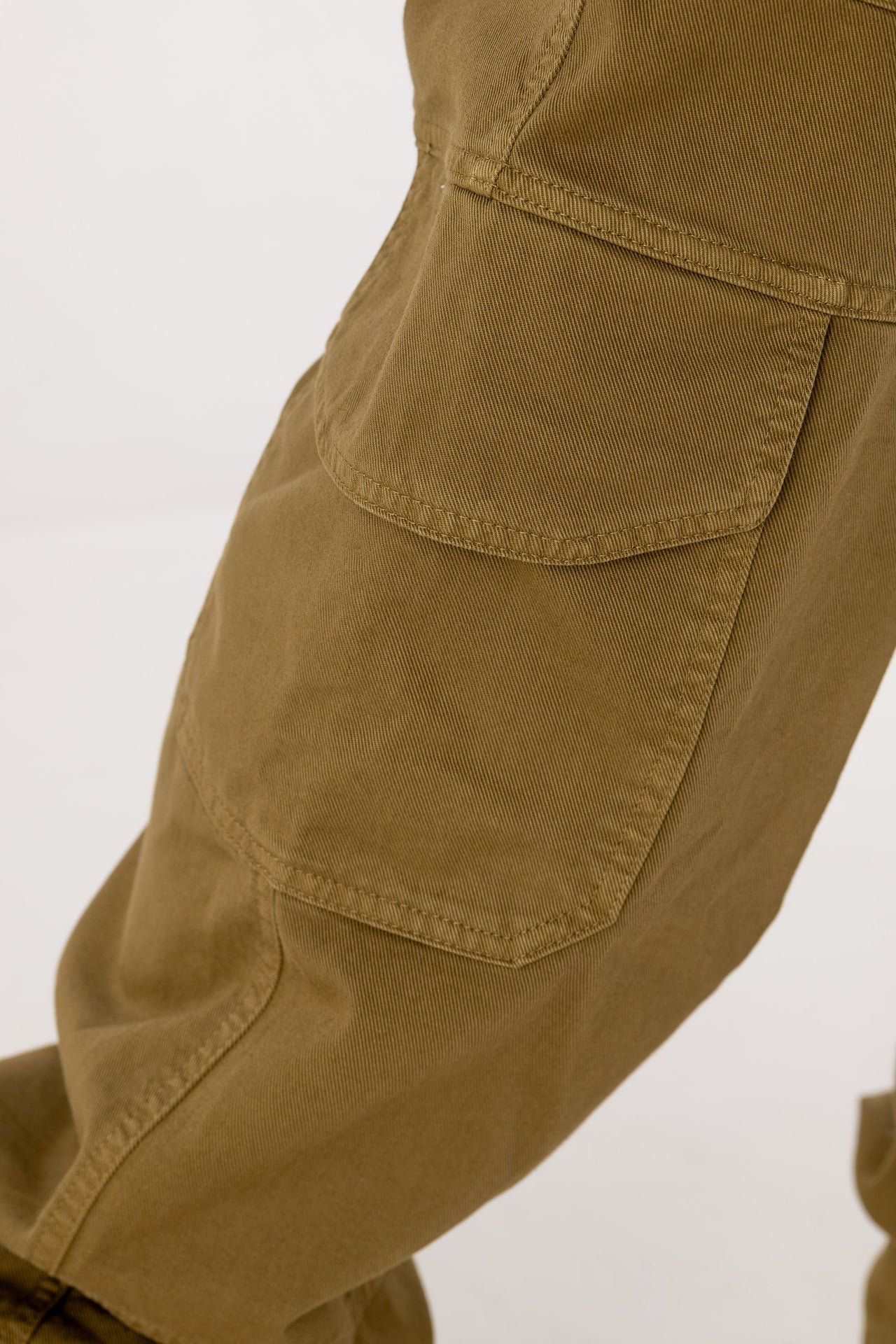 BASEDODICI CARGO PANTS “DE LA RUE À LA RUE” THEBASIC GREEN - immagine 5