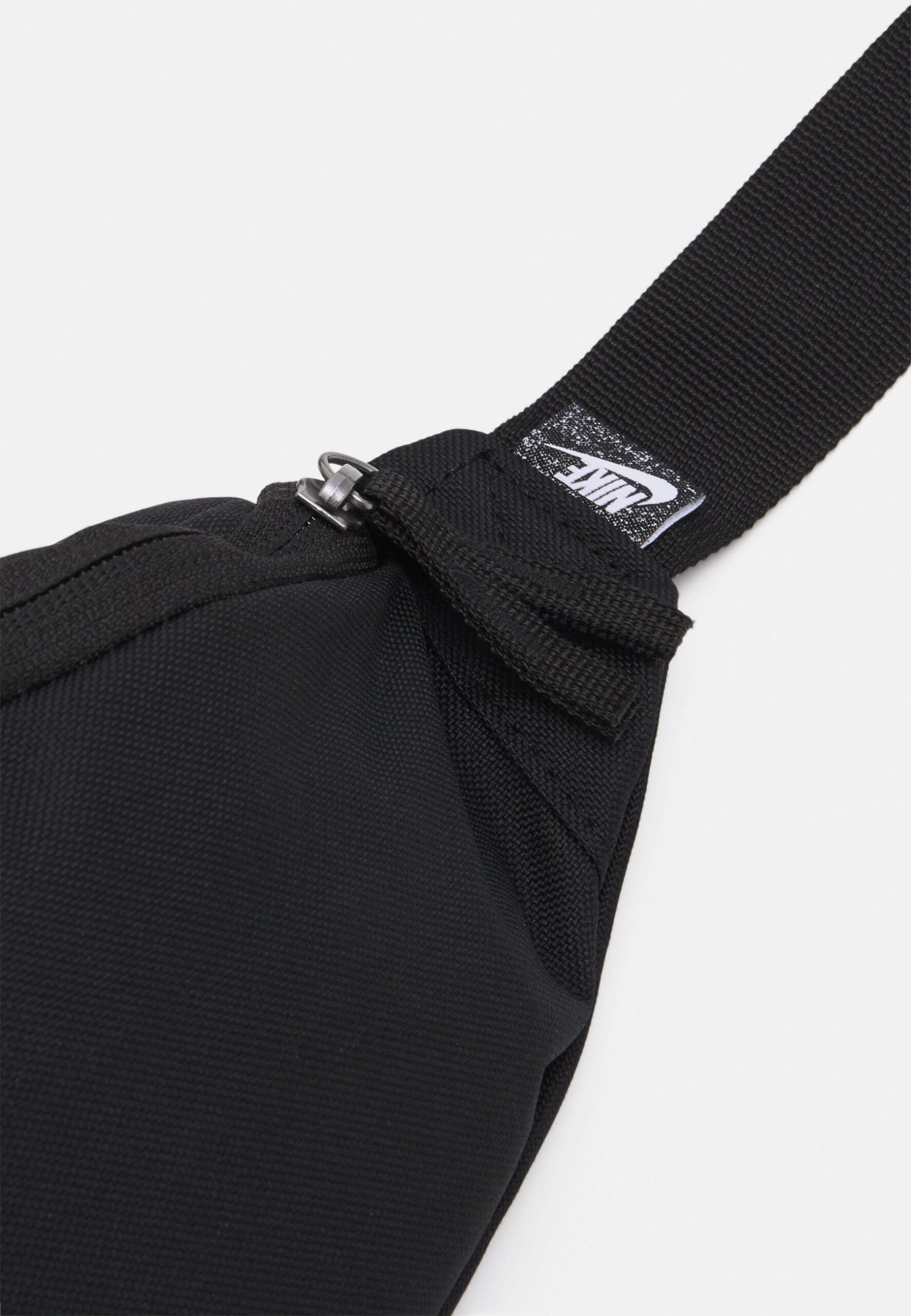 NIKE MARSUPIO HERITAGE WAISTPACK 3L - immagine 4