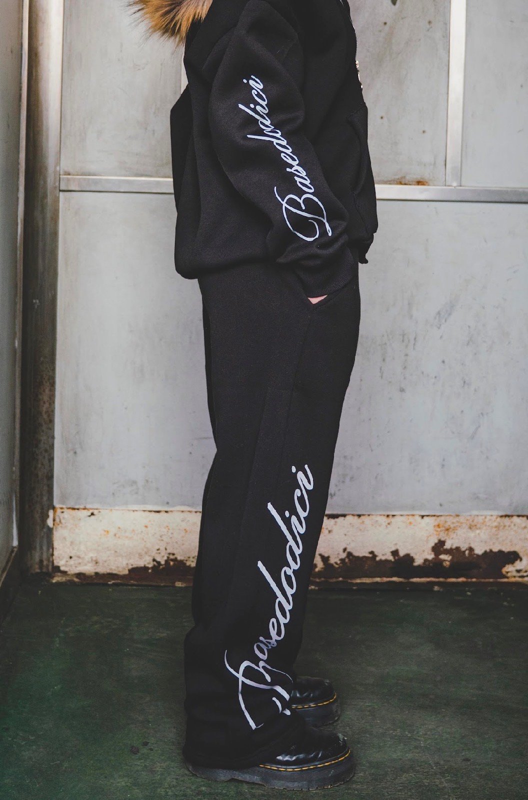 BASEDODICI FLEECE PANTS "RUDE DIAMOND" SCRIPT BLACK - immagine 5