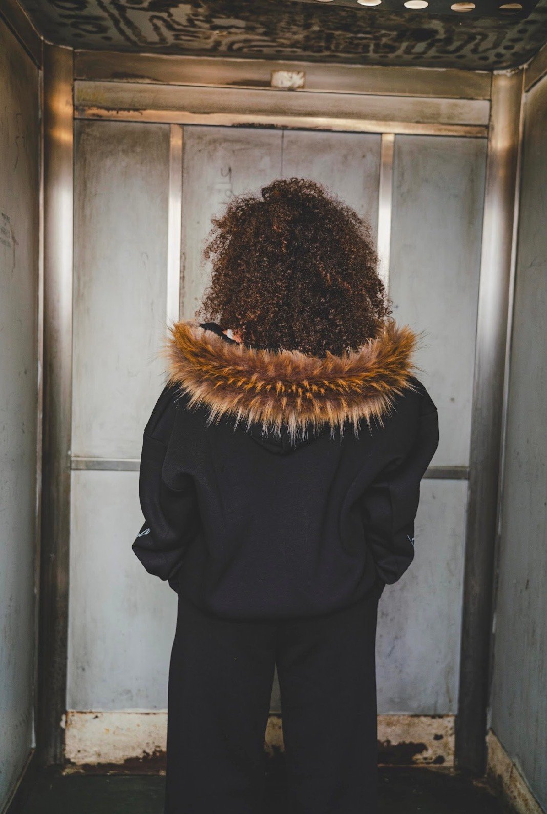 BASEDODICI FULL ZIP ''RUDE DIAMOND'' FAUX FUR SCRIPT BLACK - immagine 2