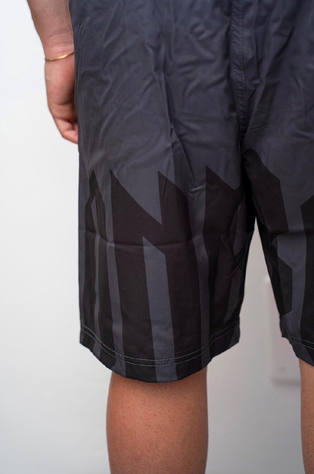 SCORPION BAY COSTUME JAM STAMPA ''GOTHIC LETTERING'' UOMO - immagine 6